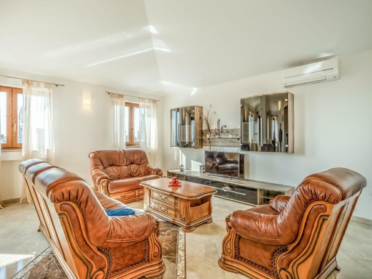 Apartment Ulika-2 By Interhome Тар Экстерьер фото